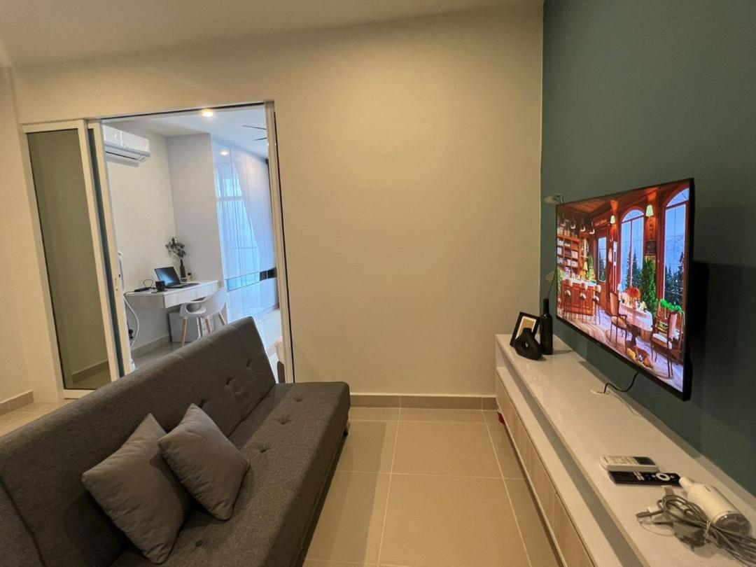 Kota Kinabalu City Centre @ The Shore By Casa Yolo Экстерьер фото